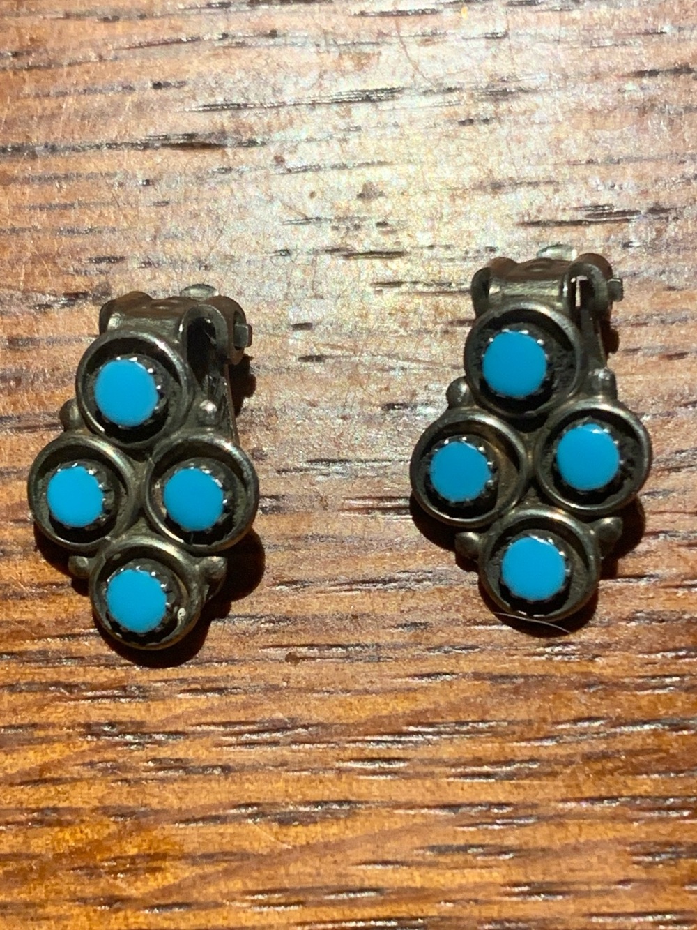 Vintage Native American Shadowbox Petite Point Turquoise Clip On Earrings